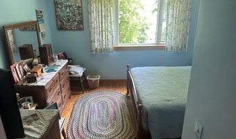 28 Charles St, Belfast, ME 04915