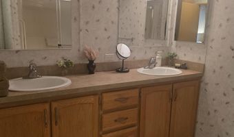 1311 6 St, Auburn, NE 68305