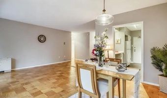 4141 N HENDERSON Rd 322, Arlington, VA 22203