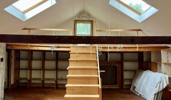 59 Cedar St, Belfast, ME 04915