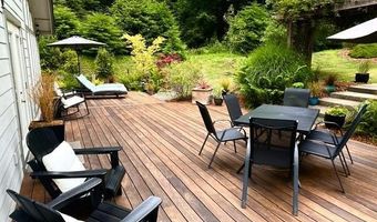 186 Lindholm Ln, Arcata, CA 95521
