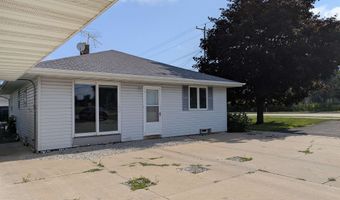 2013 N LYNNDALE Dr, Appleton, WI 54914