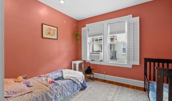 5112 CONNECTICUT Ave NW 205, Washington, DC 20008