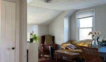79 Park St, Burlington, VT 05401
