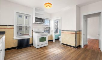 274 Montgomery Ave, Cranston, RI 02905