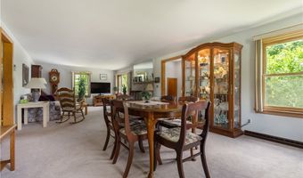 8463 Schubert Ave NE, Alliance, OH 44601