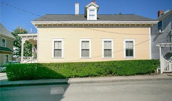 46 Corne St, Newport, RI 02840