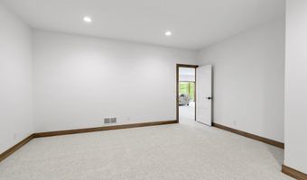 325 S Lakeview Way, Ashland, NE 68003
