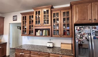 3805 PALOMAS Dr NE, Albuquerque, NM 87110