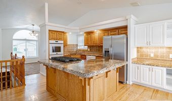 3557 Stonegate Dr, Ammon, ID 83406