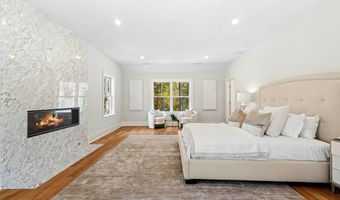 10 Stony Brook Rd, Darien, CT 06820