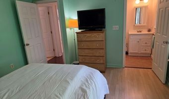 184 Carriage Hill Rd, Brattleboro, VT 05301