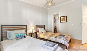 298 Wolf Xing, Bakersville, NC 28705