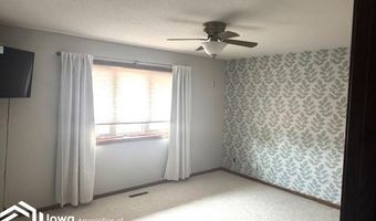 215 E McGregor St 5, Algona, IA 50511