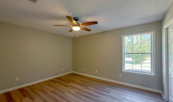 206 Riverchase Dr, Bainbridge, GA 39819