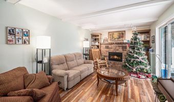 446 Adaway Ave SE, Ada, MI 49301