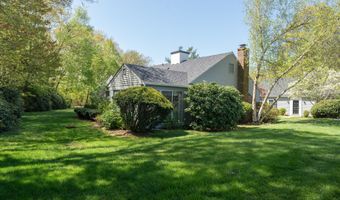 35 Wilshire Rd 35, Madison, CT 06443