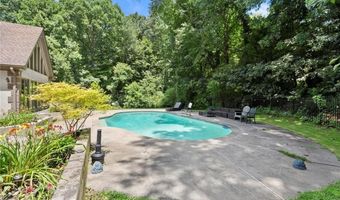 5785 Northside Dr, Atlanta, GA 30328