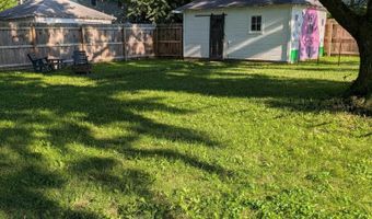 606 Center St, Berne, IN 46711