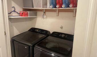 2325 Collins Ave, Carlsbad, NM 88220