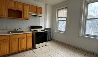 401 N 8th St 2A, Allentown, PA 18102