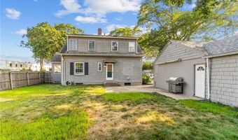 21 Earlham Way, Warwick, RI 02886