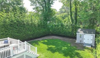 48 Garfield Ave, Bristol, RI 02809