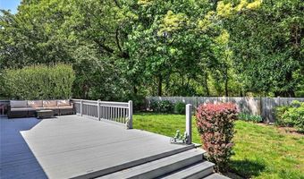 15 LAFAYETTE Rd, Barrington, RI 02806