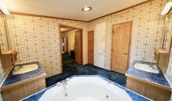114 DICKENS Ln, Felton, DE 19943
