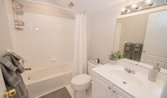 12133 LANDINGS Blvd, Berlin, MD 21811