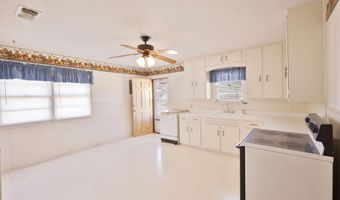 708 15th St, Abernathy, TX 79311