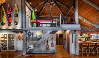 1780 Kauhikoa Rd, Haiku, HI 96708