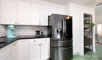 85 Lanning Ave, Asheville, NC 28806
