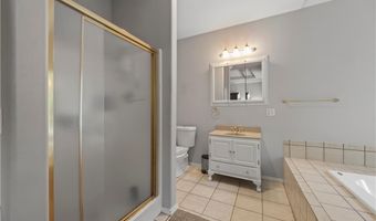7 Ulverston Dr, Bella Vista, AR 72714