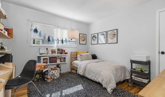 3177 Sunnywood Dr, Ann Arbor, MI 48103