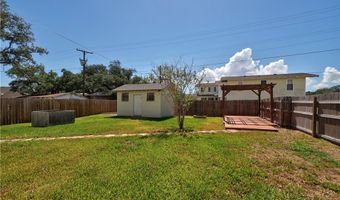 442 W Yoakum Ave, Aransas Pass, TX 78336