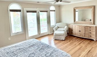 221 16th Ave, Belmar, NJ 07719