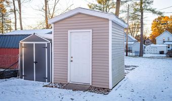 224 Rockingham Ave, Alma, MI 48801