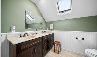 153 S Bayview Ave, Amityville, NY 11701