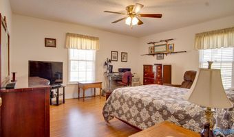 903 W Main St, Albertville, AL 35976
