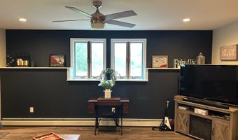 123 Stairs Rd, Amsterdam, NY 12010