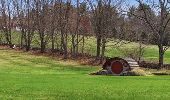 5 Old Manchester Rd, Amherst, NH 03031