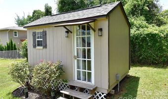 302 Watson Rd, Arden, NC 28704