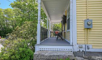 9 Lawes Ave, Bedford, NH 03110