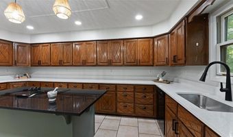 44 Sandwick Dr, Bella Vista, AR 72715