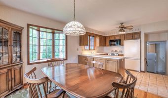 718 Blenheim Ave, Absecon, NJ 08201