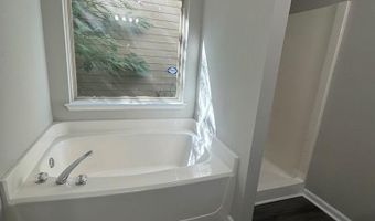 12 Georgian Cir, Adairsville, GA 30103