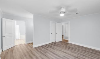 729 Canterbury Dr, Biloxi, MS 39532