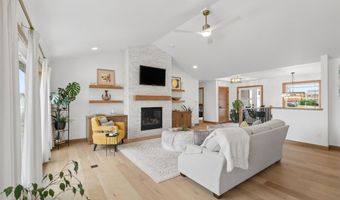 N9263 LAURA Street, Appleton, WI 54915