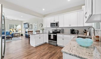 82 Patriot Way, Arundel, ME 04046